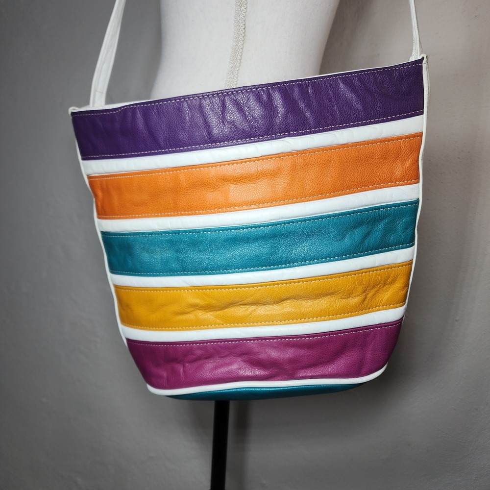 Vintage Striped Leather Shoulder Bag Multi Color Rainbow White Boho 90s USA - Picture 13 of 14